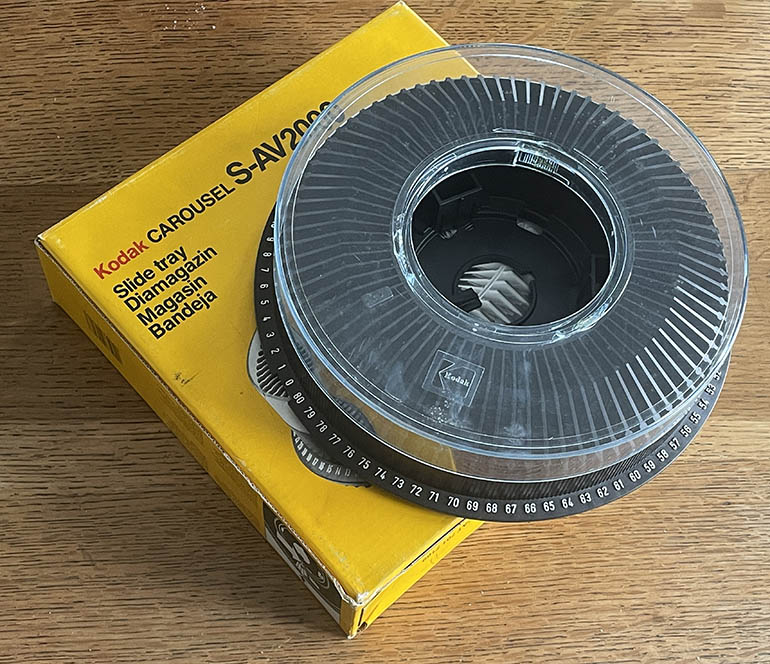 Kodak Carousel S-AV2000 Projection