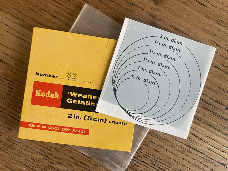 Kodak Wratten 82 gelatin filter 5cm (2in) square  Filter