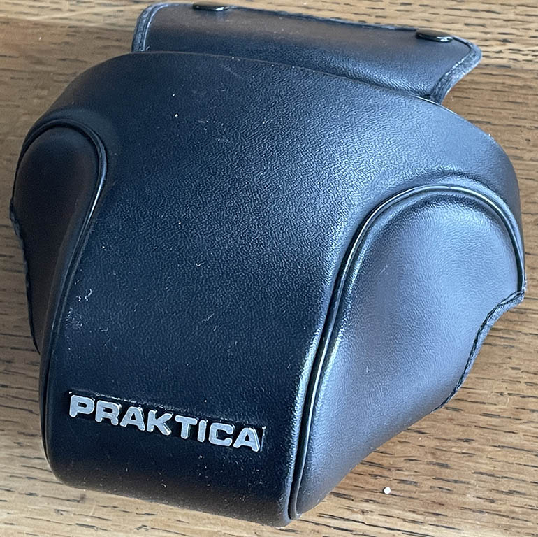 Praktica B-Series Ever Ready front cover Camera case